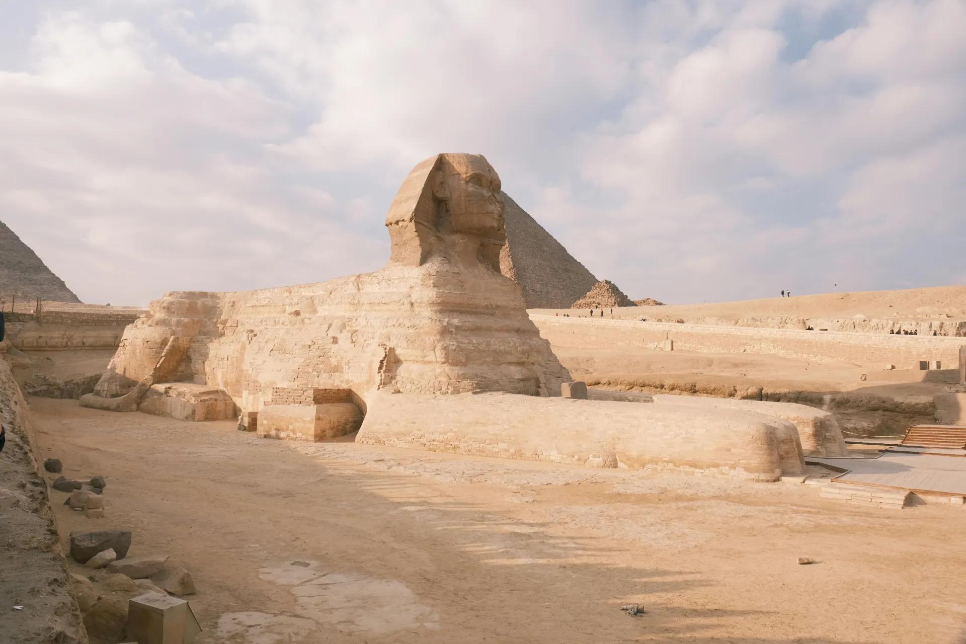 Egypt Tour Package: Explore Cairo, Giza & Nile Cruise from Dhaka