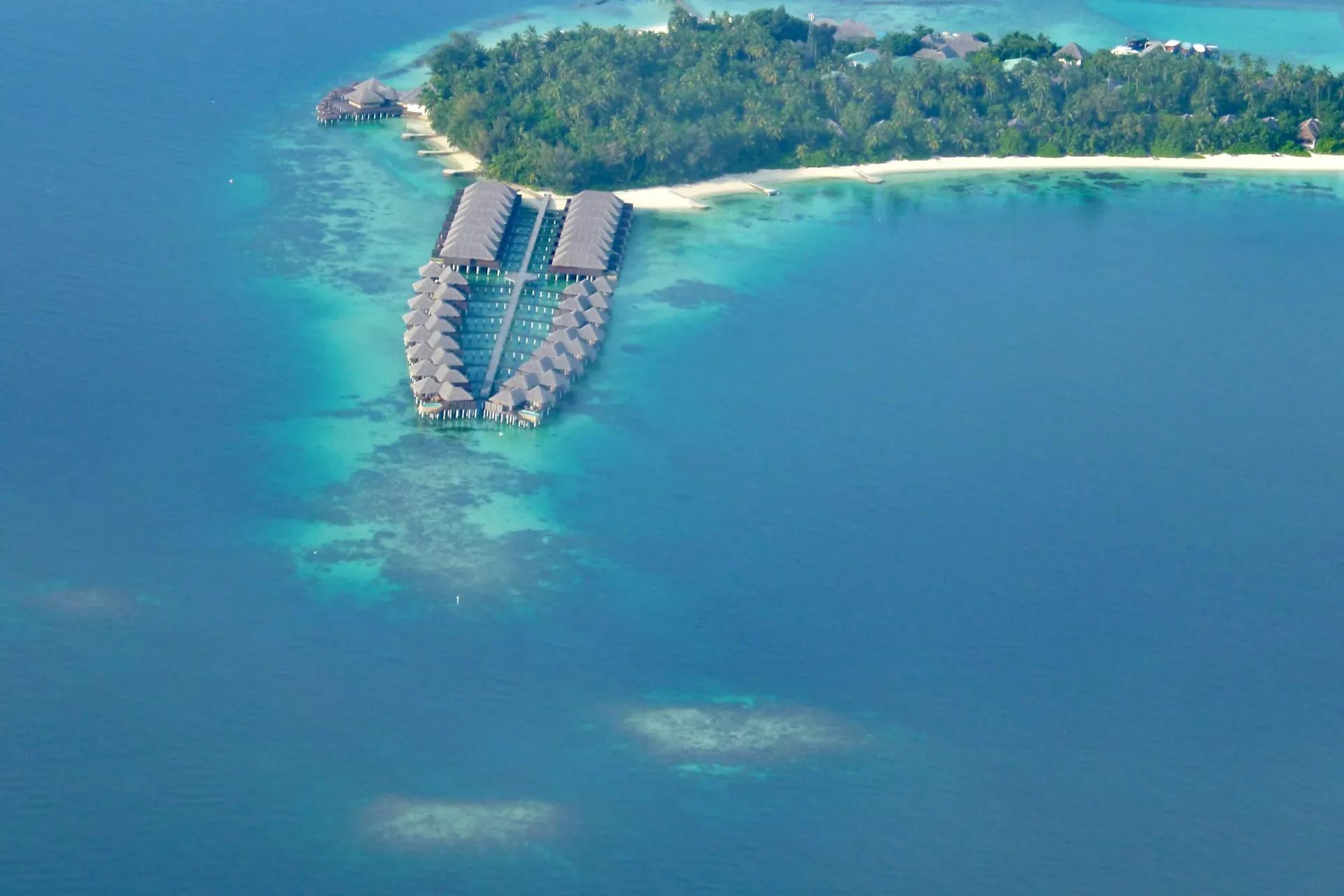 10 Best Resorts in Maldives for Couples in 2026: Luxury, Privacy & Romance
