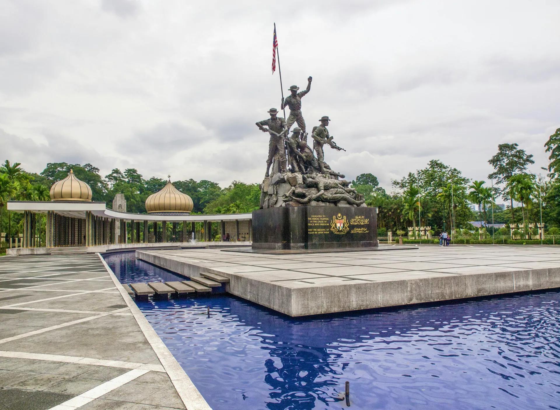Thailand Malaysia Singapore Tour Package from Bangladesh – Explore 3 Countries in 7 Days