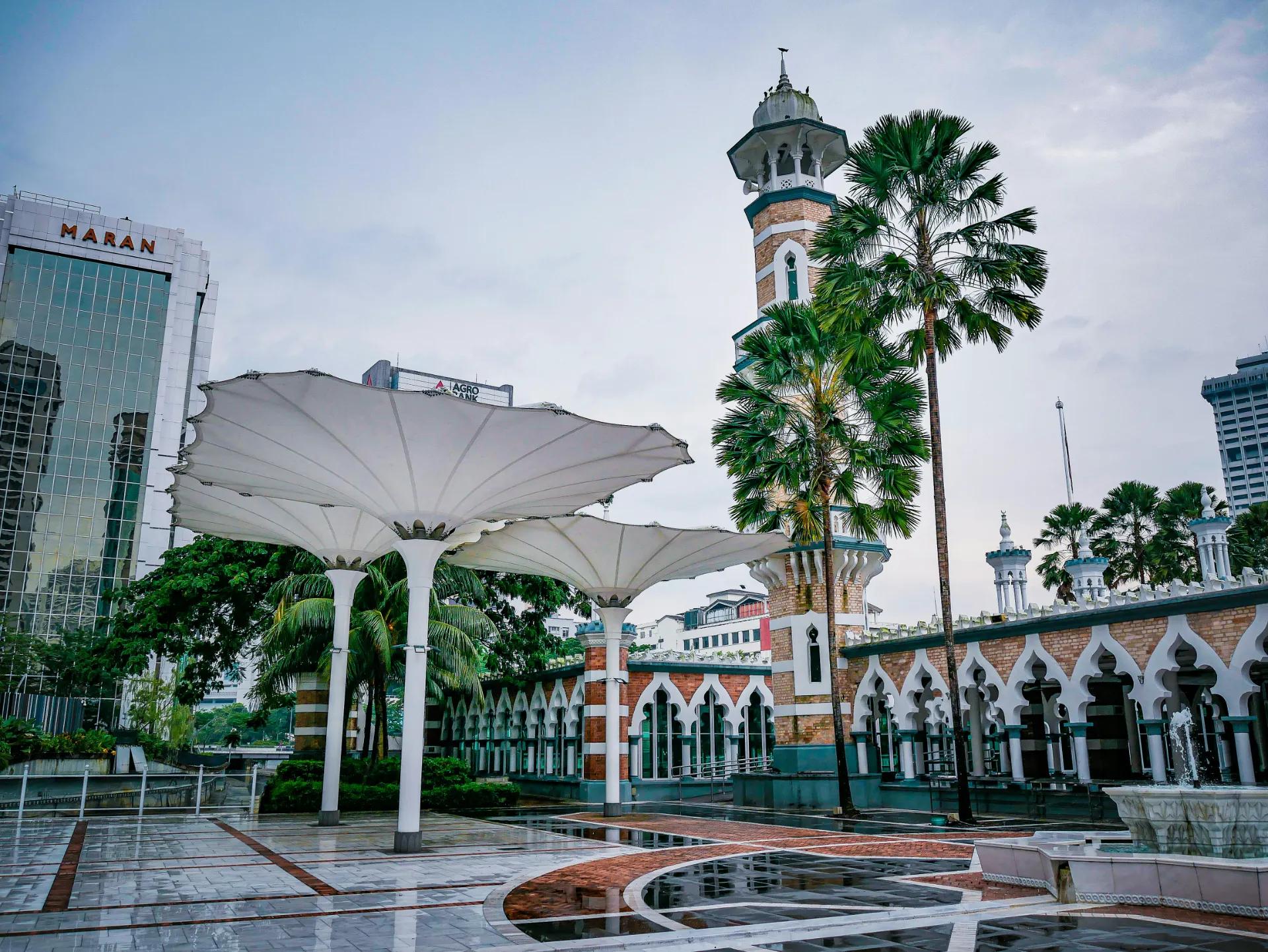 Thailand Malaysia Singapore Tour Package from Bangladesh – Explore 3 Countries in 7 Days view 3